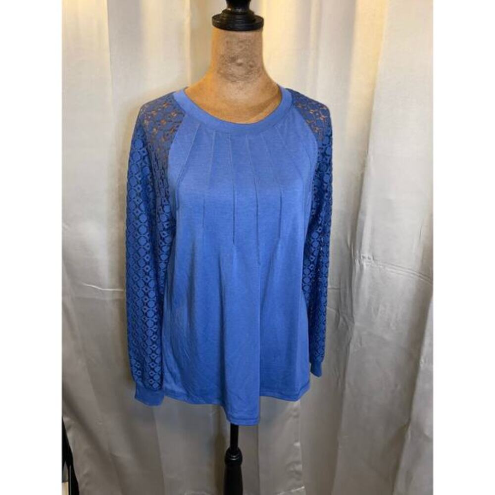Automet Lace Sleeve Long Sleeve Top Blue Size S NWT Lightweight Stretch